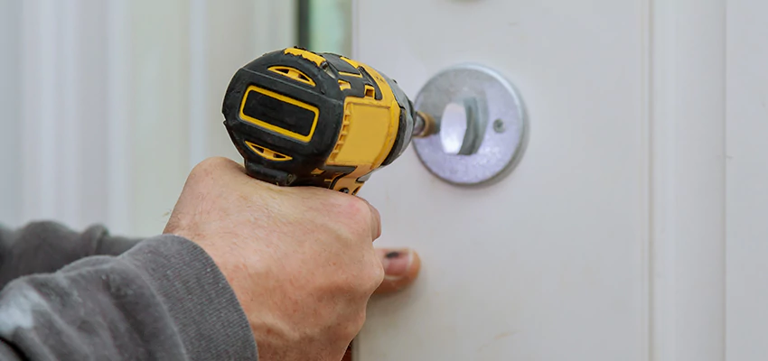 Street Locksmith For Smart Lock Repair in Garden Acres, CA