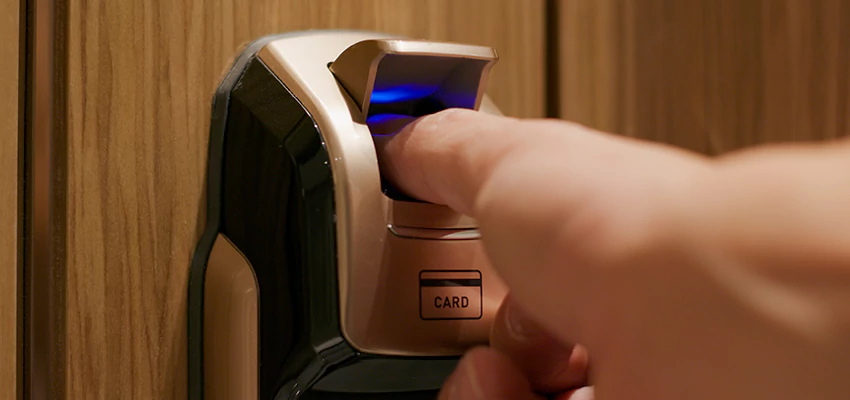 Locksmith Company For Window Lock Installation in Garden Acres, California